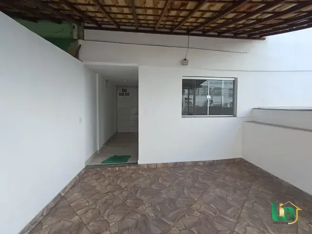 Casa 2 quartos e 1 banheiro, para alugar, no bairro Alterosa em Muriaé