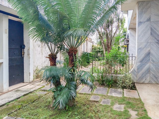Casa 6 quartos e 2 banheiros, à venda, no bairro Marco em Belém