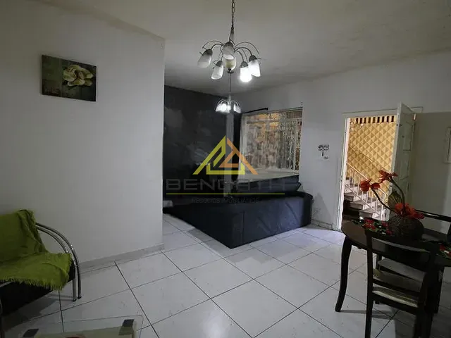 Casa com 300m² 3 quartos e 2 banheiros, à venda, no bairro Água Fria em São Paulo