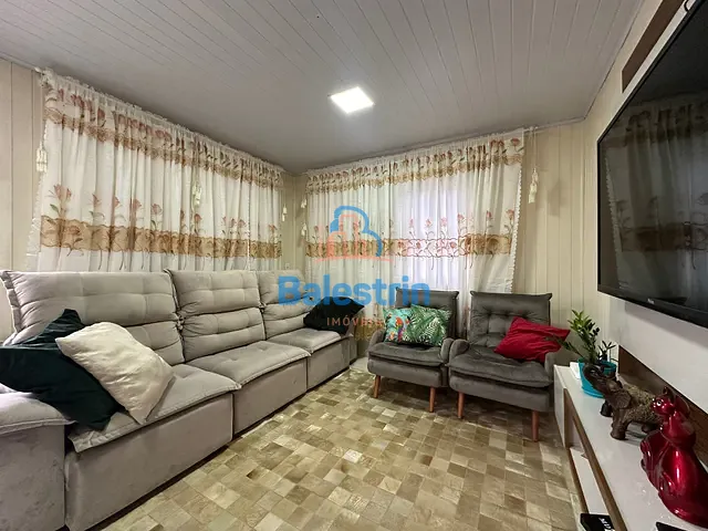 Casa 3 quartos e 2 banheiros, à venda, no bairro Das Nações em Fraiburgo