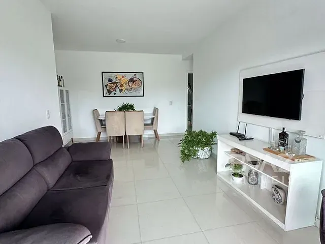 Casa com 180m² 2 quartos e 2 banheiros, à venda, no bairro Palmeiras em Cabo Frio