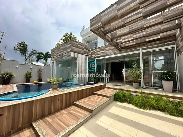 Casa com 543m² 4 quartos e 7 banheiros, à venda, no bairro Recreio dos Bandeirantes em Rio de Janeiro