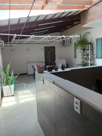 Casa 3 quartos e 2 banheiros, à venda, no bairro Vale do Sol II em Governador Valadares