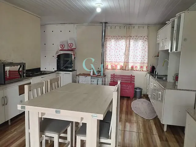 Casa com 225m² 2 quartos e 1 banheiro, à venda, no bairro Centro em Xanxerê