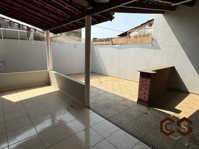 Casa com 109m² 2 quartos e 1 banheiro, à venda ou para alugar, no bairro Jardim Remulo Zoppi em Indaiatuba