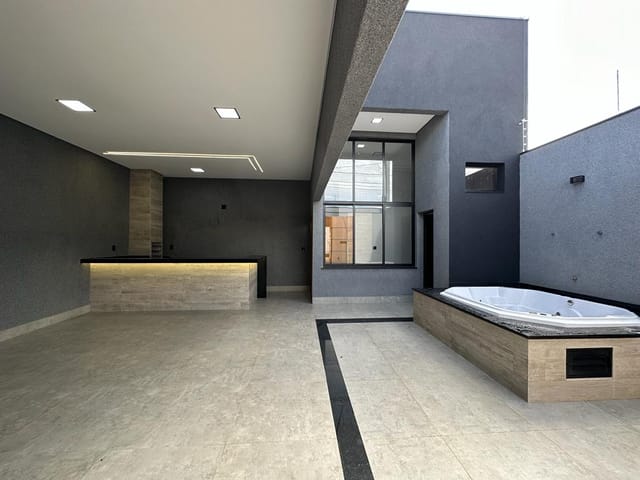 Casa com 180m² 3 quartos e 3 banheiros, à venda, no bairro Esplanada Primo Meneghetti II em Franca