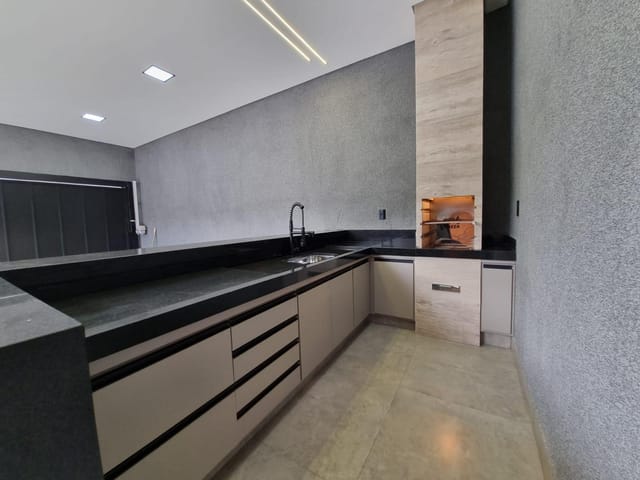 Casa com 180m² 3 quartos e 3 banheiros, à venda, no bairro Esplanada Primo Meneghetti II em Franca