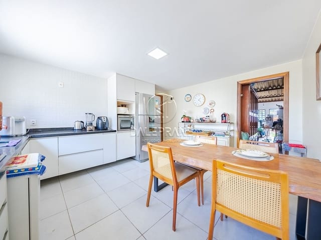 Casa com 300m² 3 quartos e 2 banheiros, à venda, no bairro Taguatinga Sul (Taguatinga) em Brasília