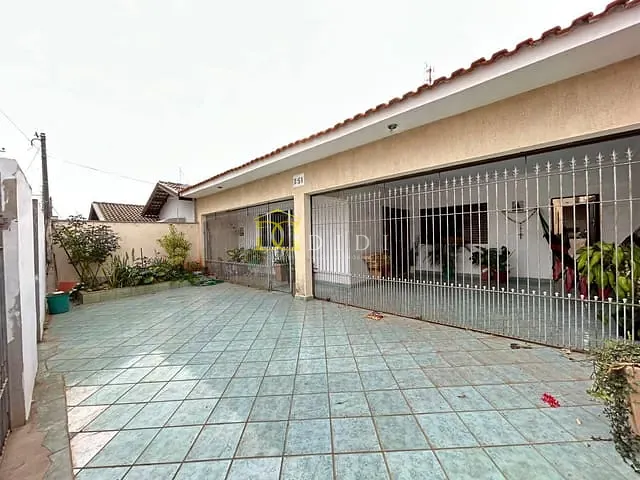 Casa 3 quartos e 3 banheiros, à venda, no bairro Residencial Jandira Diez Alcalá em Porto Feliz