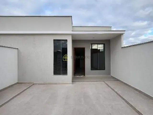 Casa com 110m² 2 quartos e 2 banheiros, à venda, no bairro Bela Vista em Pinheiral