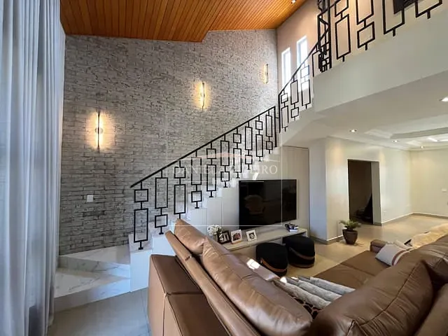 Casa com 300m² 3 quartos e 3 banheiros, à venda, no bairro Condomínio Vale do Arvoredo em Londrina