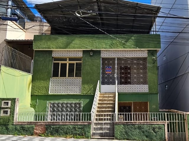 Foto do Casa - 🏡 Ampla casa com 3 quartos, terraço e excelente localização! | Dutra Imoveis