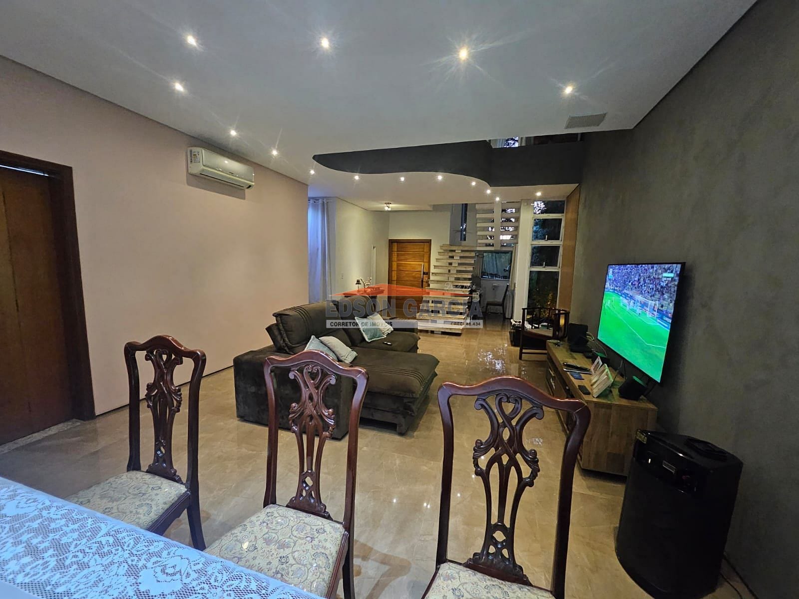 Casa, 3 quartos, 233 m² - Foto 7