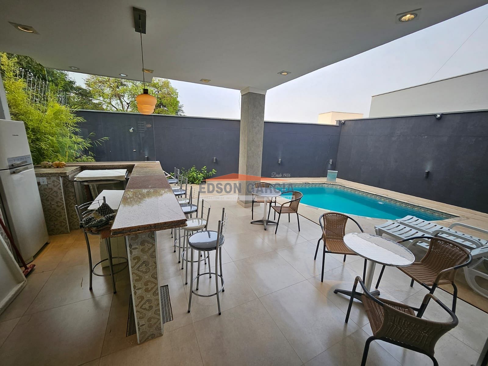 Casa, 3 quartos, 233 m² - Foto 21