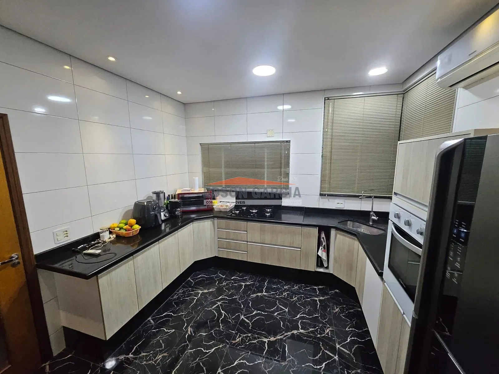 Casa, 3 quartos, 233 m² - Foto 12