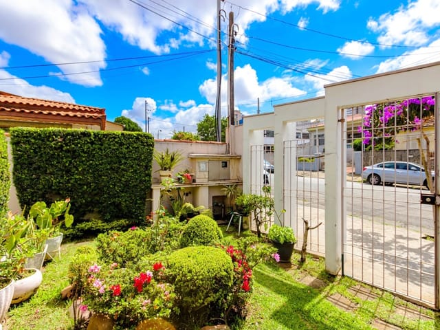 Casa 4 quartos e 3 banheiros, para alugar, no bairro Vila Gumercindo em São Paulo