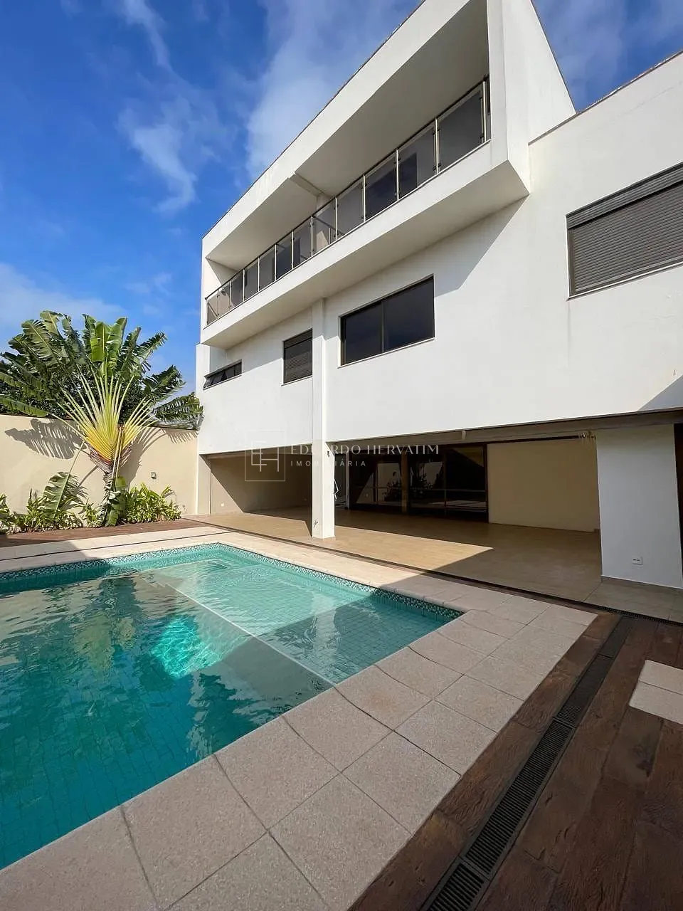 Casa, 4 quartos, 550 m² - Foto 1