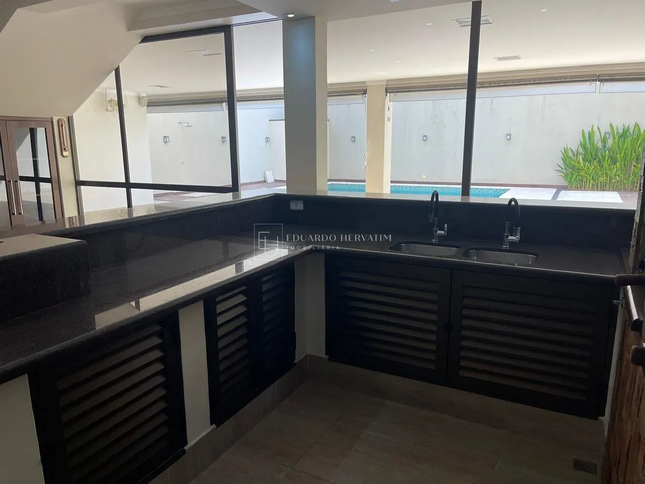 Casa, 4 quartos, 550 m² - Foto 32