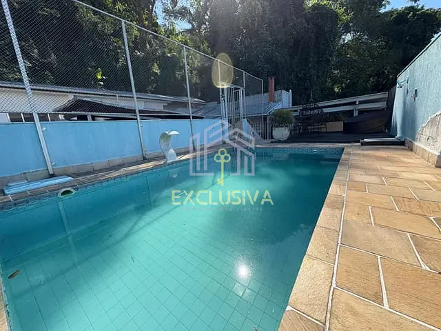 Casa com 540m² 4 quartos e 6 banheiros, à venda, no bairro Jardim Guanabara em Rio de Janeiro
