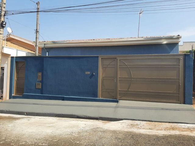 Casa 3 quartos e 2 banheiros, à venda, no bairro Jardim Amêndola em Catanduva