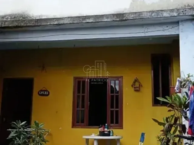 Casa com 360m² 3 quartos e 2 banheiros, à venda, no bairro Parque Fleixal em Guapimirim