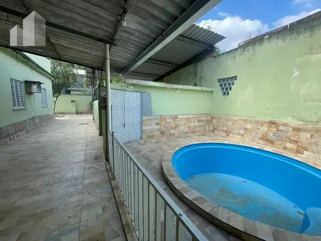 Casa com 235m² 2 quartos e 1 banheiro, à venda, no bairro Posse em Nova Iguaçu