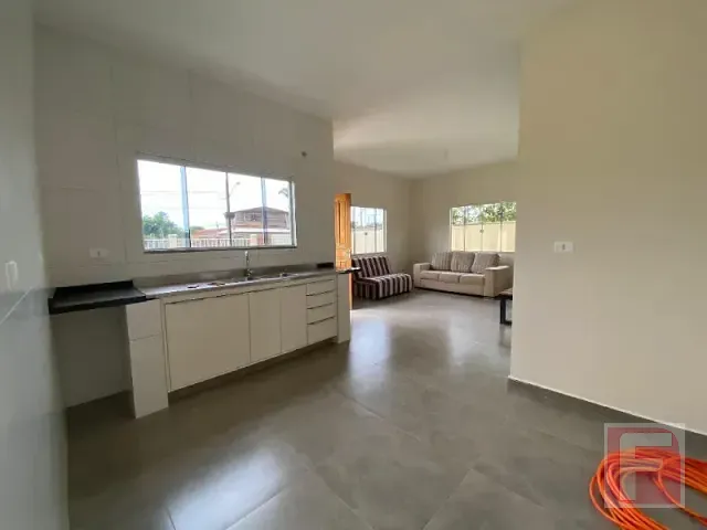 Casa com 360m² 3 quartos e 2 banheiros, à venda, no bairro Samambaial em Itapoá