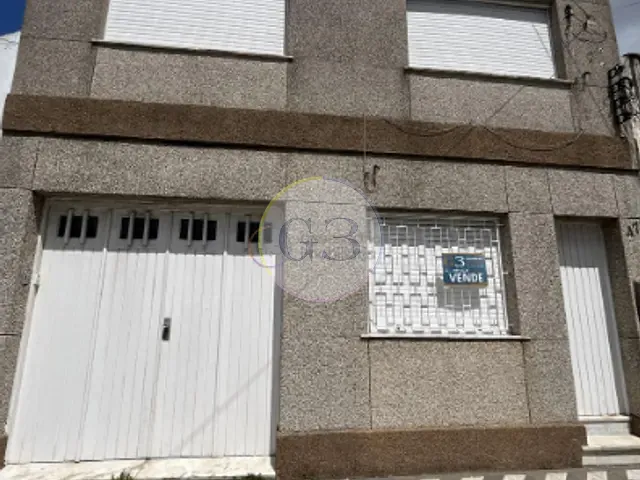 Casa 3 quartos e 2 banheiros, à venda, no bairro Centro em Rio Grande