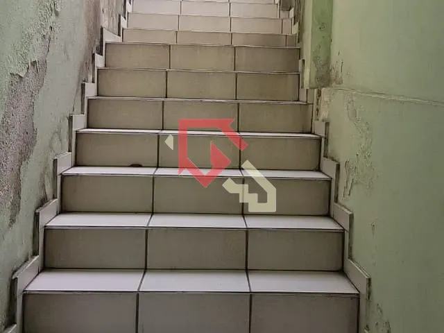 Sobrado com 162m² 3 quartos e 2 banheiros, à venda, no bairro Vila Bocaina em Mauá