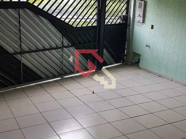 Sobrado com 162m² 3 quartos e 2 banheiros, à venda, no bairro Vila Bocaina em Mauá