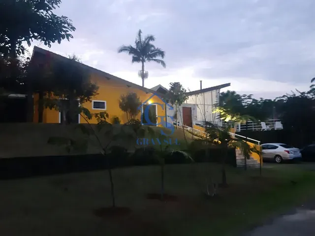 Casa com 762m² 4 quartos e 5 banheiros, à venda, no bairro Loteamento Chacara Parque Oriente em Embu-Guaçu