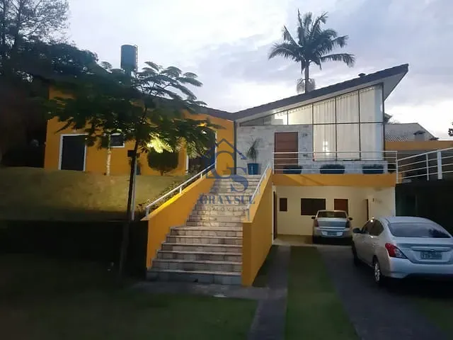 Casa com 762m² 4 quartos e 5 banheiros, à venda, no bairro Loteamento Chacara Parque Oriente em Embu-Guaçu