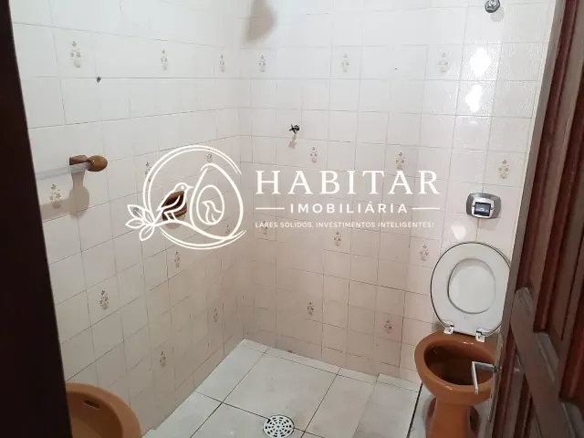 Casa 2 quartos e 2 banheiros, à venda, no bairro Centro em Corumbá