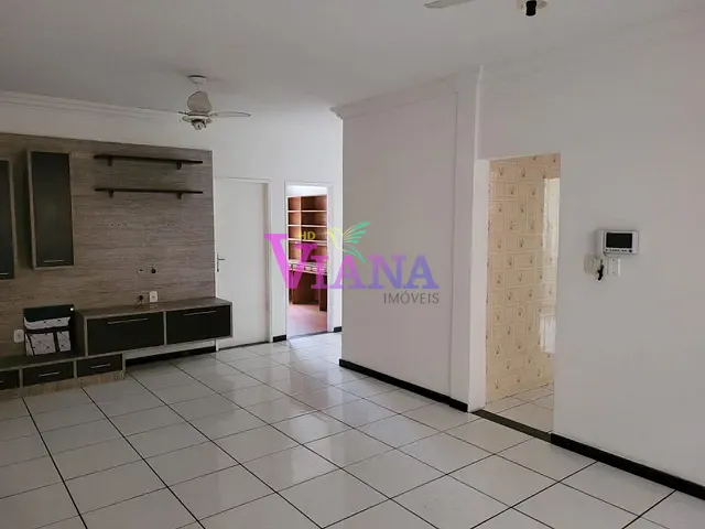Casa com 240m² 4 quartos e 3 banheiros, à venda ou para alugar, no bairro Aquidaban em Cachoeiro de Itapemirim