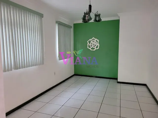 Casa com 240m² 4 quartos e 3 banheiros, à venda ou para alugar, no bairro Aquidaban em Cachoeiro de Itapemirim