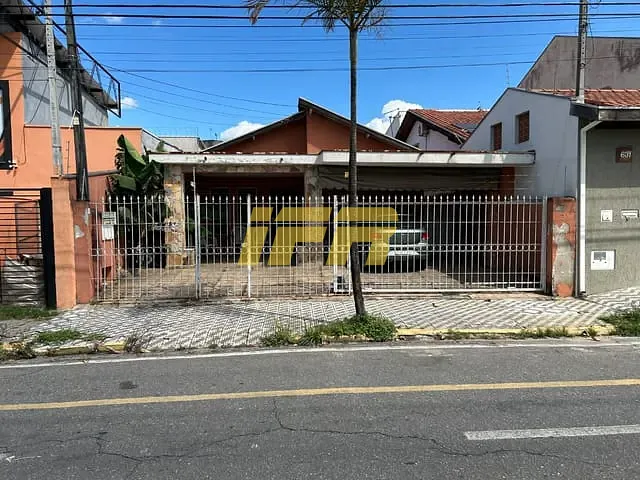 Casa com 318m² 4 quartos e 2 banheiros, à venda, no bairro Vila Nossa Senhora das Graças em Taubaté