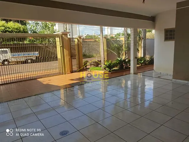 Casa com 560m² 3 quartos e 2 banheiros, à venda, no bairro Vila Nova em Votuporanga