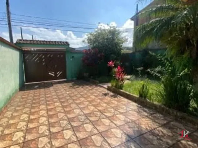 Casa 2 quartos e 2 banheiros, à venda, no bairro Jardim Suarão (Interior) em Itanhaém