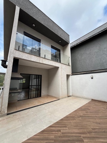 Casa 3 quartos e 3 banheiros, à venda, no bairro Portais (Polvilho) em Cajamar