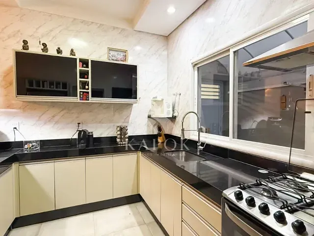 Casa 3 quartos e 2 banheiros, à venda, no bairro Residencial Real Parque Sumaré em Sumaré