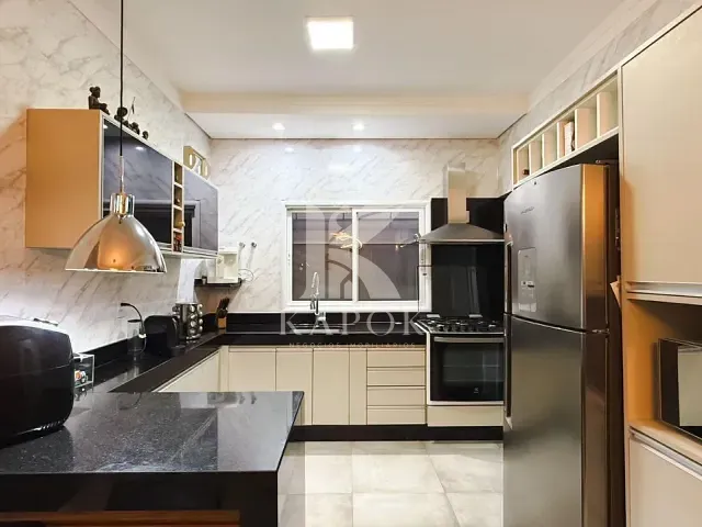 Casa 3 quartos e 2 banheiros, à venda, no bairro Residencial Real Parque Sumaré em Sumaré
