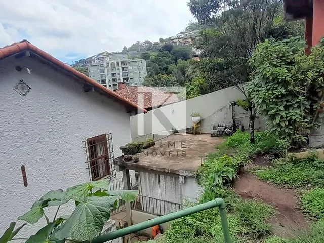 Casa com 210m² 2 quartos e 1 banheiro, à venda ou para alugar, no bairro Várzea em Teresópolis