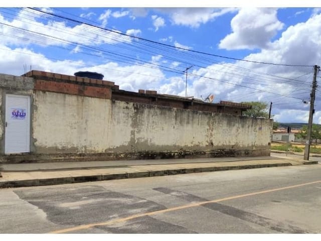 Foto do Casa - Casa de esquina (Senhorinha Cairo) | Locar Imóvel