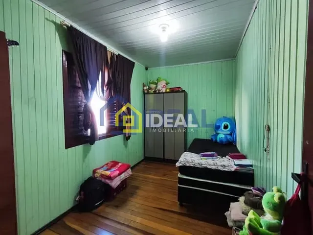 Casa com 200m² 7 quartos e 3 banheiros, à venda, no bairro Catarina Fontana em Concórdia