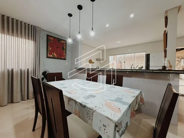 Casa com 222m² 4 quartos e 6 banheiros, à venda ou para alugar, no bairro Quarenta Horas (Coqueiro) em Ananindeua