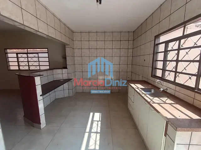 Casa com 270m² 2 quartos e 1 banheiro, à venda, no bairro Cidade Universitária em Ituverava