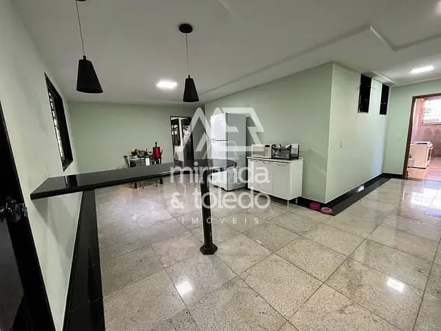 Casa com 600m² 3 quartos e 2 banheiros, à venda, no bairro Vila Rica em Cachoeiro De Itapemirim