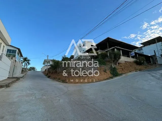 Casa com 600m² 3 quartos e 2 banheiros, à venda, no bairro Vila Rica em Cachoeiro De Itapemirim