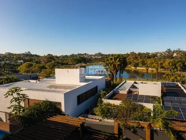 Casa com 913m² 4 quartos e 6 banheiros, à venda, no bairro Esperança em Londrina