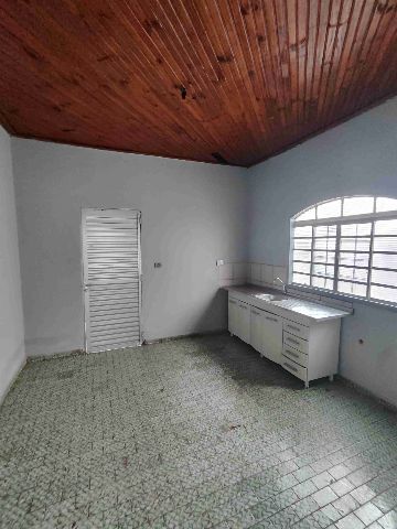 Casa 3 quartos e 1 banheiro, à venda, no bairro Vila Ubirajara em Fernandópolis